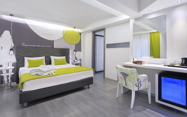 Отель Semiramis City