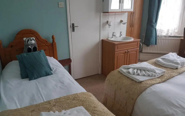 Wyvern Hotel