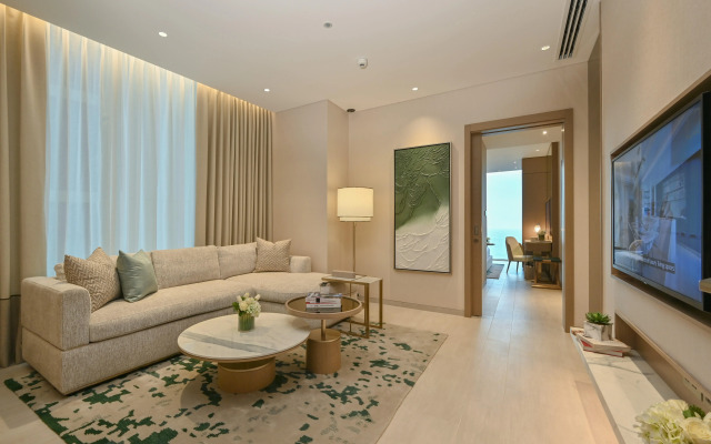 Отель Onyx Rotana