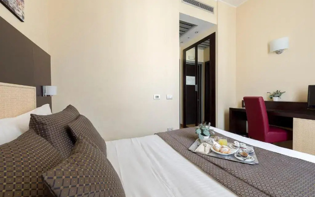 Hotel Naples