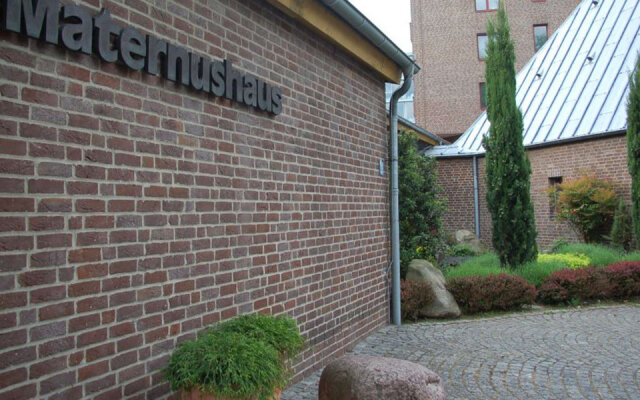 Maternushaus 2