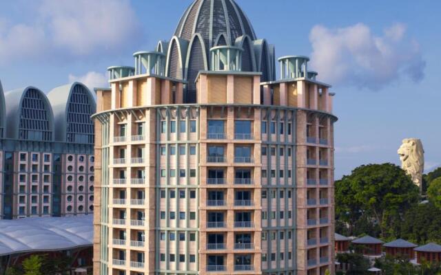 Отель Resorts World Sentosa - Crockfords Tower Сингапур вид на фасад