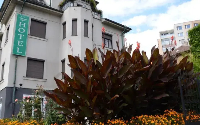 Hotel Anton вид на фасад