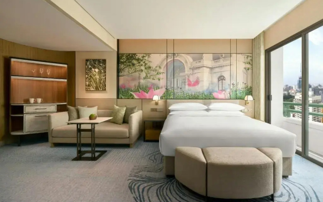 Sheraton Saigon Grand Opera Hotel
