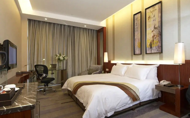 PHIREN Hotel Anji Jiuzhou Changshuo Plaza, Anji