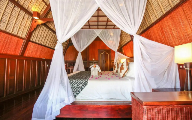 Отель Kupu Kupu Barong Villas & Tree Spa