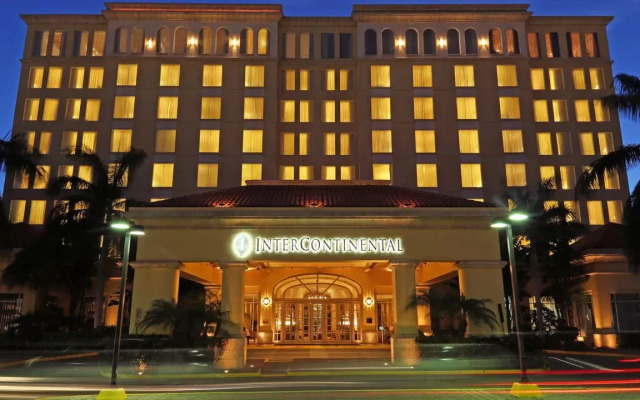 Отель Real InterContinental Tegucigalpa at Multiplaza Mall Гондурас, Тегусигальпа - отзывы, цены и фото номеров - забронировать отель Real InterContinental Tegucigalpa at Multiplaza Mall онлайн вид на фасад