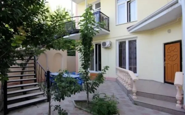 Guest House Adel