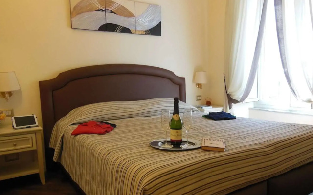 Отель Locanda Colosseo Рим комната для гостей