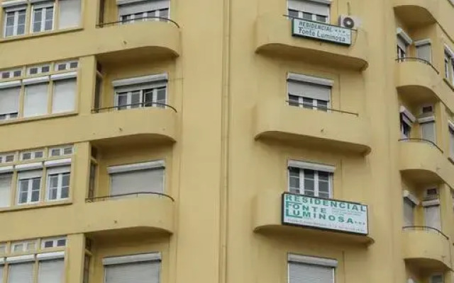 Отель Fonte Luminosa Португалия, Лиссабон - отзывы, цены и фото номеров - забронировать отель Fonte Luminosa онлайн вид на фасад