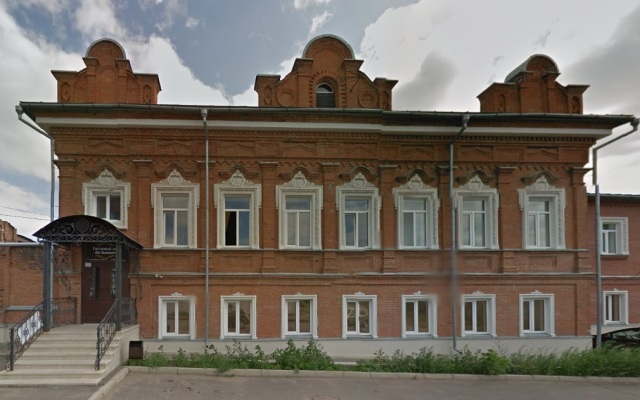 Гостиница Guest House Na Bannom 5 в Оренбурге отзывы, цены и фото номеров - забронировать гостиницу Guest House Na Bannom 5 онлайн Оренбург вид на фасад