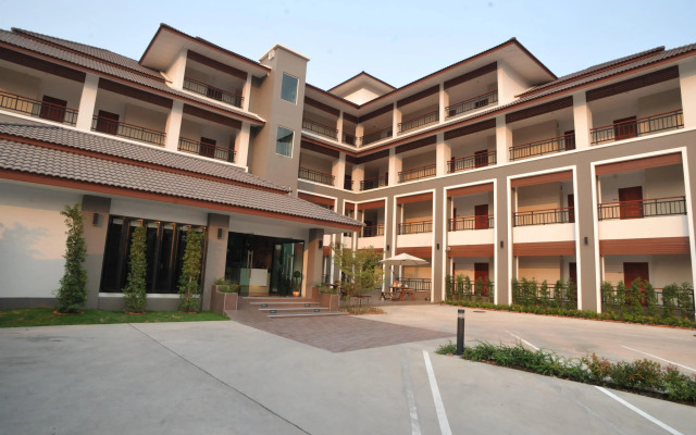 Non C Park Hotel вид на фасад