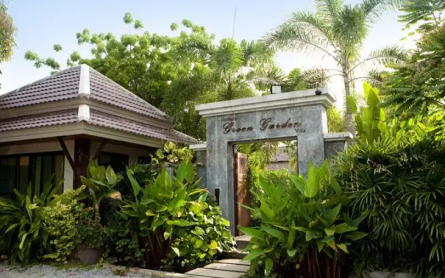 Отель Naiharn Garden Villa