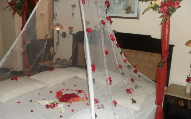 Crown Plaza Lahore