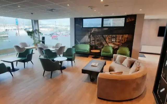 B&B HOTEL Mons Gare
