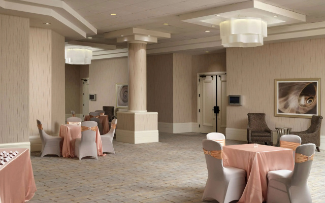 Sonesta Redondo Beach & Marina