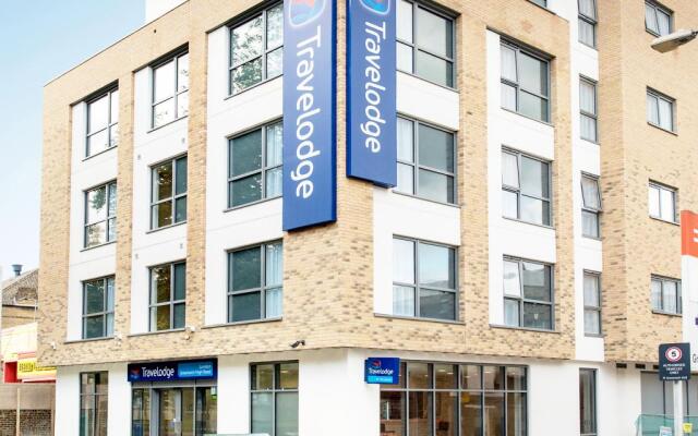 Отель Travelodge London Greenwich High Road вид на фасад