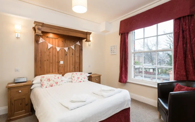 Отель Airden House комната для гостей