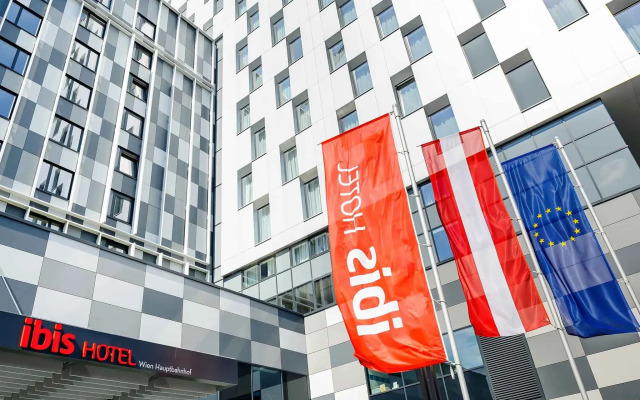 Отель Ibis Wien Hauptbahnhof Австрия, Вена - 2 отзыва об отеле, цены и фото номеров - забронировать отель Ibis Wien Hauptbahnhof онлайн ванная