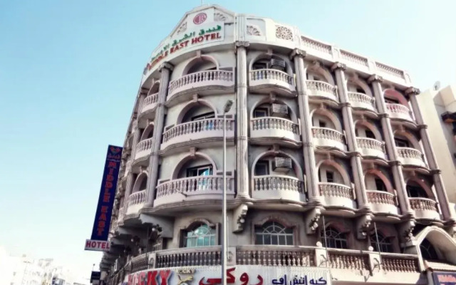 Middle East Hotel вид на фасад