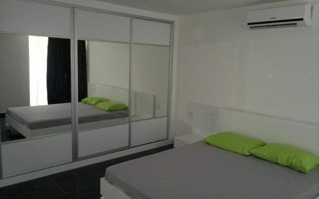 Отель Faralia Golfing Villa комната для гостей
