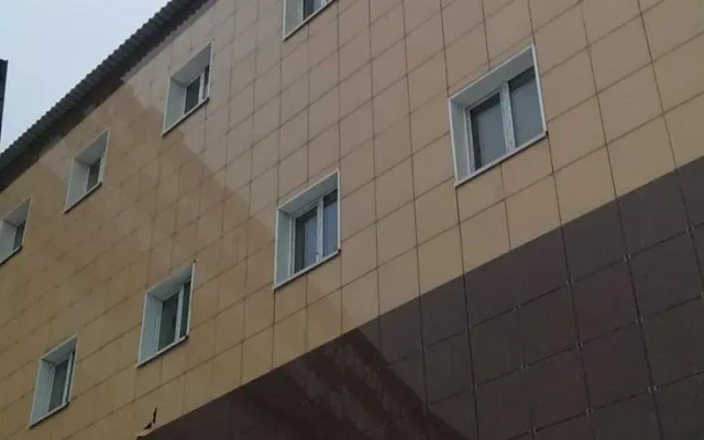 Spark Hostel вид на фасад