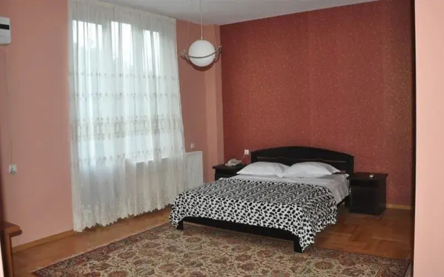 Hotel Narikala Palace