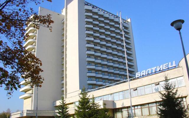 Гостиница Балтиец в Санкт-Петербурге отзывы, цены и фото номеров - забронировать гостиницу Балтиец онлайн Санкт-Петербург вид на фасад