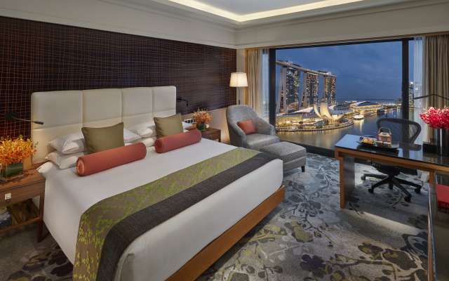 Отель Mandarin Oriental, Singapore комната для гостей