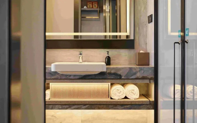 Landison Plaza Hotel Hangzhou X-Yarn