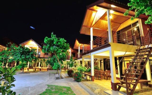 Отель Avila Resort вид на фасад
