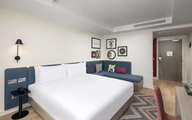Hampton by Hilton London City