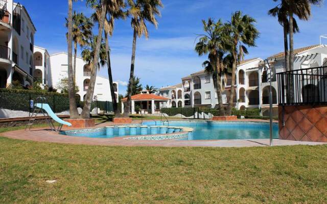 Отель Azahar Playa 3000 бассейн