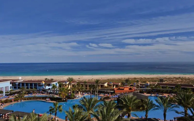 Отель Occidental Jandia Royal Level - Adults Only пляж