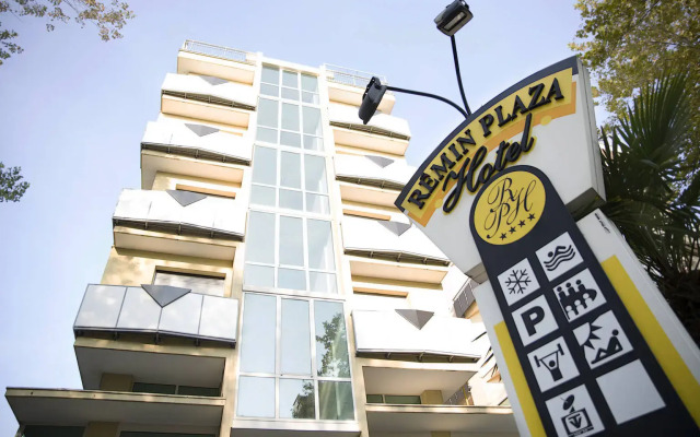 Rèmin Plaza Hotel вид на фасад