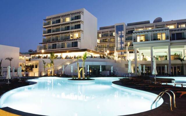 Sunrise Pearl Hotel & Spa бассейн