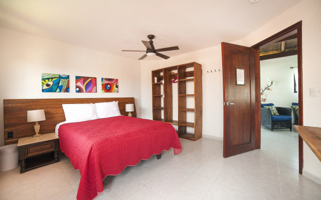 Kiras Beach House