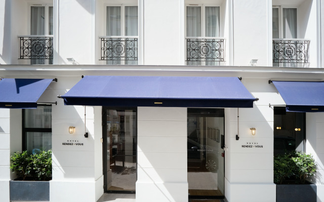 Hotel Rendez-Vous Batignolles Париж вид на фасад