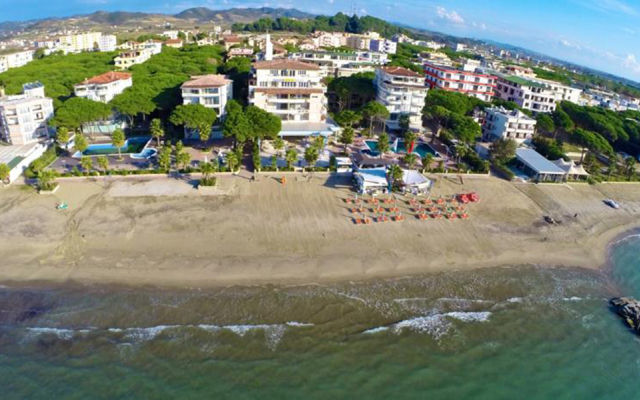 Отель Resort Fafa Голем пляж