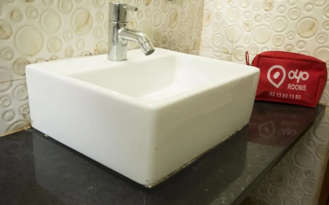 OYO Rooms Calangute Holiday Street 2