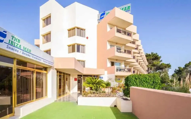 Отель Aparthotel THB Ibiza Mar - Только для взрослых вид на фасад