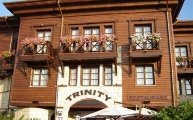 Отель Trinity Sea Residence Nessebar Несебр вид на фасад