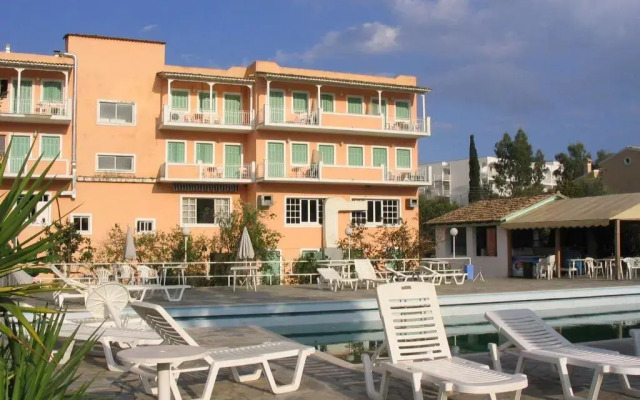 Oscar Hotel вид на фасад