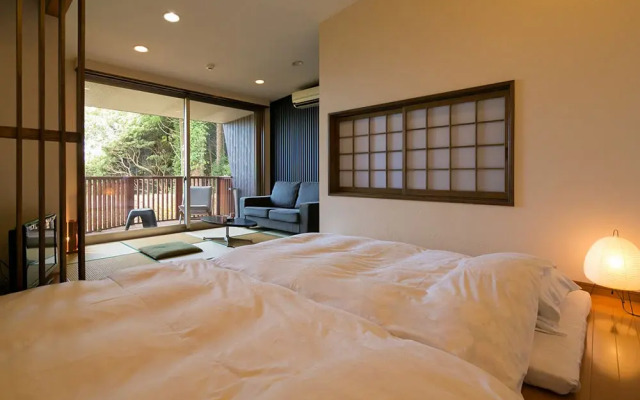Sazareishi Takashima