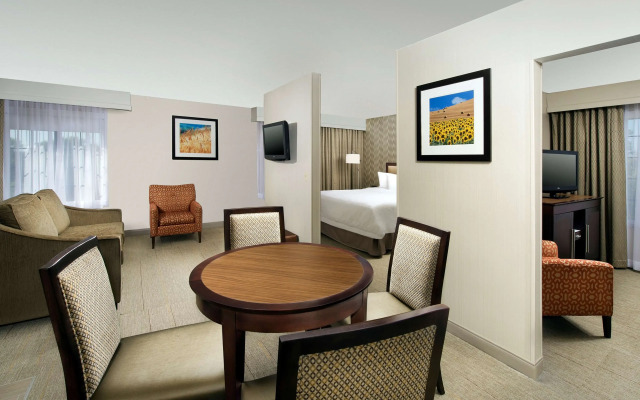 Hampton Inn Kansas City The Legends