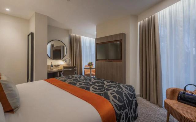 Отель Clayton Hotel Charlemont