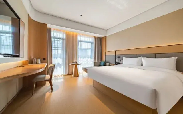 JI Hotel (Zhoushan Xincheng Municipal Government Plaza)