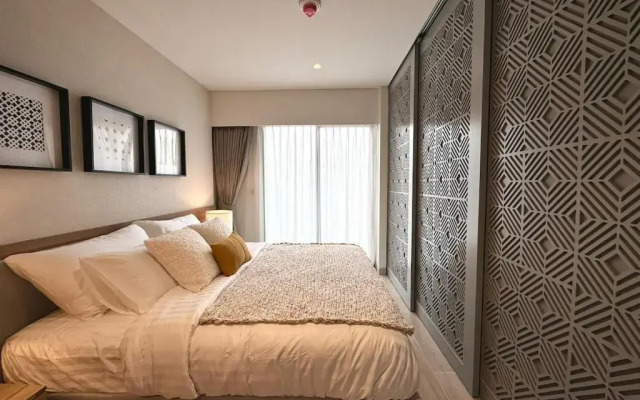 New Apartments in a Premium Laguna Complex by the Lake