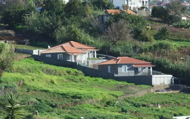 Отель Paraiso das Flores