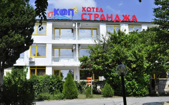 Hotel Strandzha вид на фасад